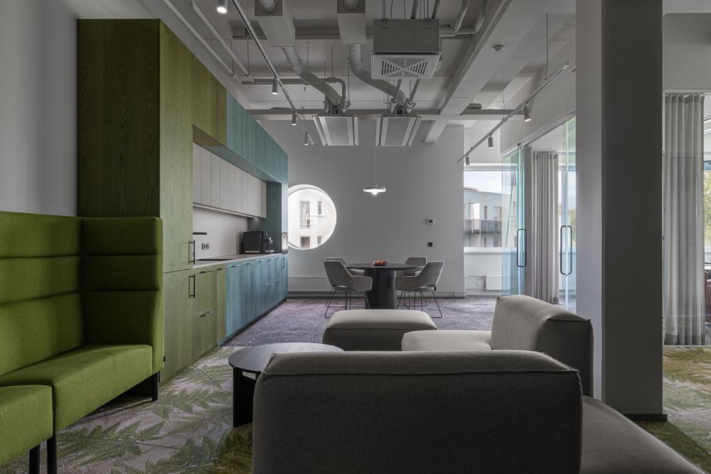 以自然為靈感的家具公司辦公室裝修設(shè)計(jì)方案(圖2) 以自然為靈感的家具公司辦公室裝修設(shè)計(jì)方案(圖2)