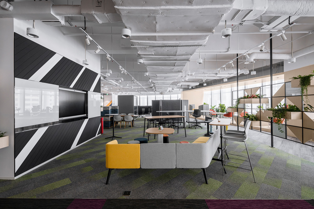 開放多元 諾梵家具辦公室兼展廳裝修設(shè)計(jì)方案(圖2) 開放多元 諾梵家具辦公室兼展廳裝修設(shè)計(jì)方案(圖2)