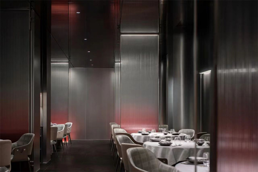 食川非川  特色新式川菜餐廳裝修設(shè)計(jì)案例(圖6)