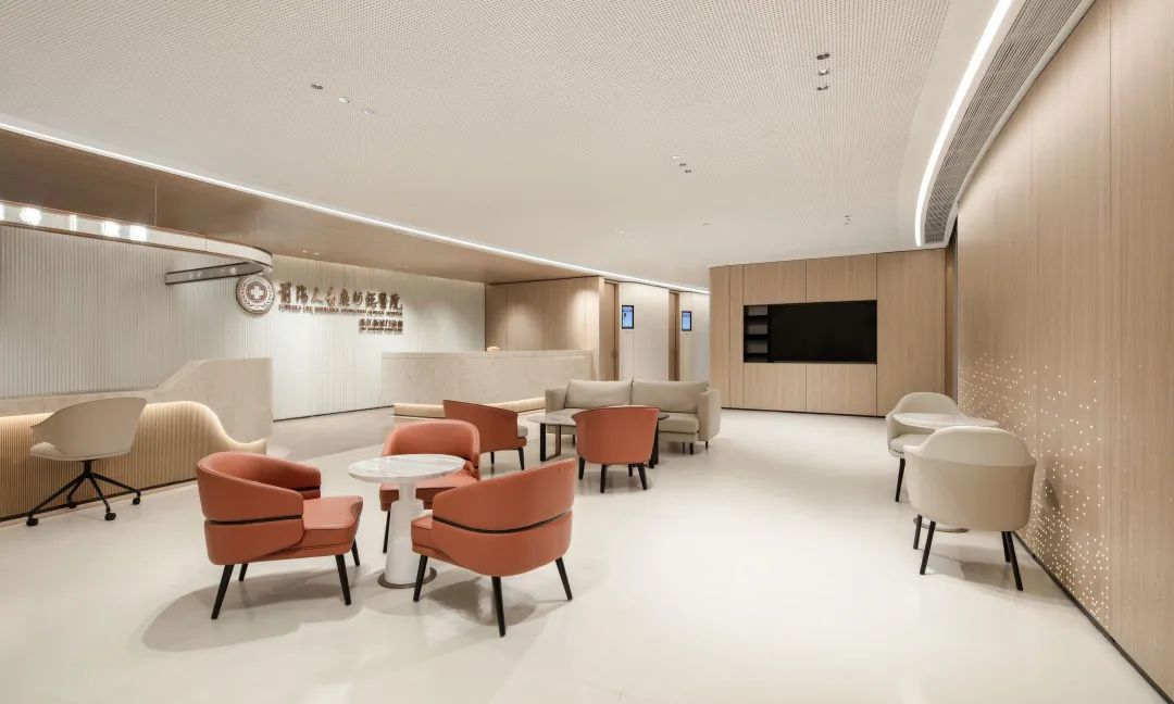 現(xiàn)代簡約大氣的前海人壽廣州總醫(yī)院門診部裝修設計方案(圖2)