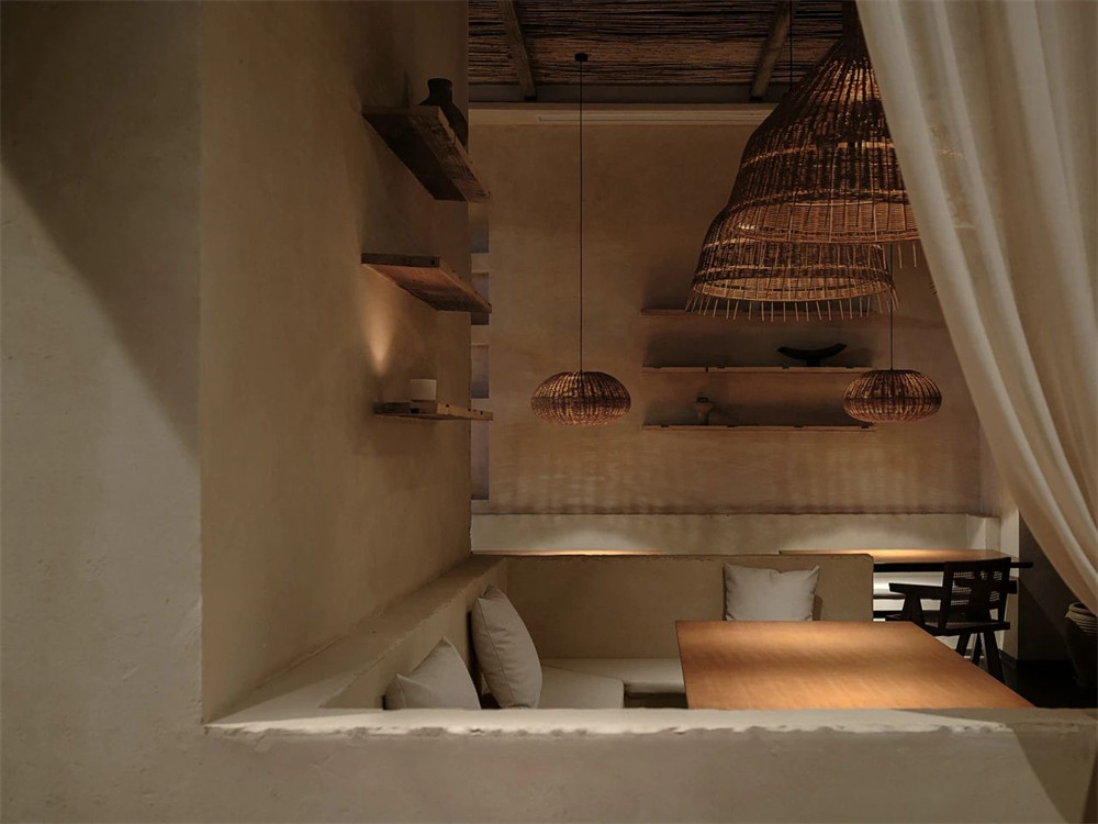 400㎡泰爽金泰式餐廳裝修設(shè)計案例(圖5) 400㎡泰爽金泰式餐廳裝修設(shè)計案例(圖5)