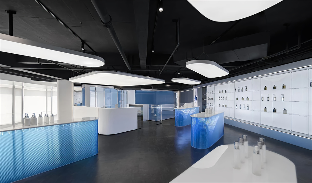 鄭州辦公室裝修推薦時(shí)尚網(wǎng)紅直播辦公設(shè)計(jì)案例(圖9) 鄭州辦公室裝修推薦時(shí)尚網(wǎng)紅直播辦公設(shè)計(jì)案例(圖9)