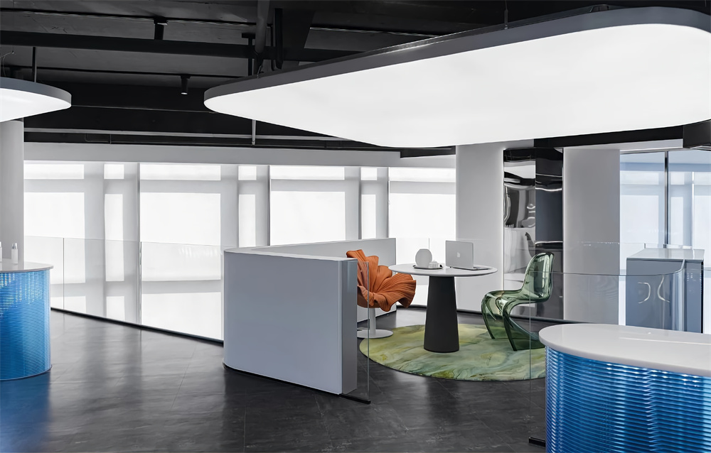 鄭州辦公室裝修推薦時(shí)尚網(wǎng)紅直播辦公設(shè)計(jì)案例(圖11) 鄭州辦公室裝修推薦時(shí)尚網(wǎng)紅直播辦公設(shè)計(jì)案例(圖11)