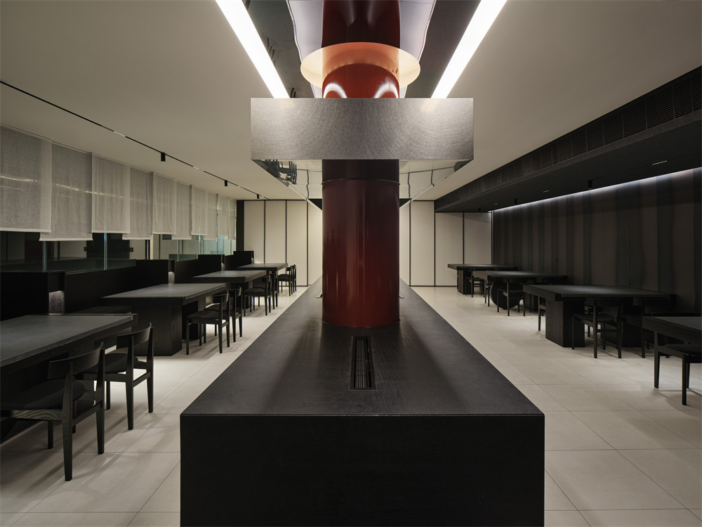 木炭與月亮 現(xiàn)代極簡風(fēng)韓式烤肉店裝修設(shè)計方案(圖4) 木炭與月亮 現(xiàn)代極簡風(fēng)韓式烤肉店裝修設(shè)計方案(圖4)