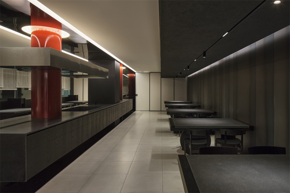 木炭與月亮 現(xiàn)代極簡風(fēng)韓式烤肉店裝修設(shè)計方案(圖5) 木炭與月亮 現(xiàn)代極簡風(fēng)韓式烤肉店裝修設(shè)計方案(圖5)