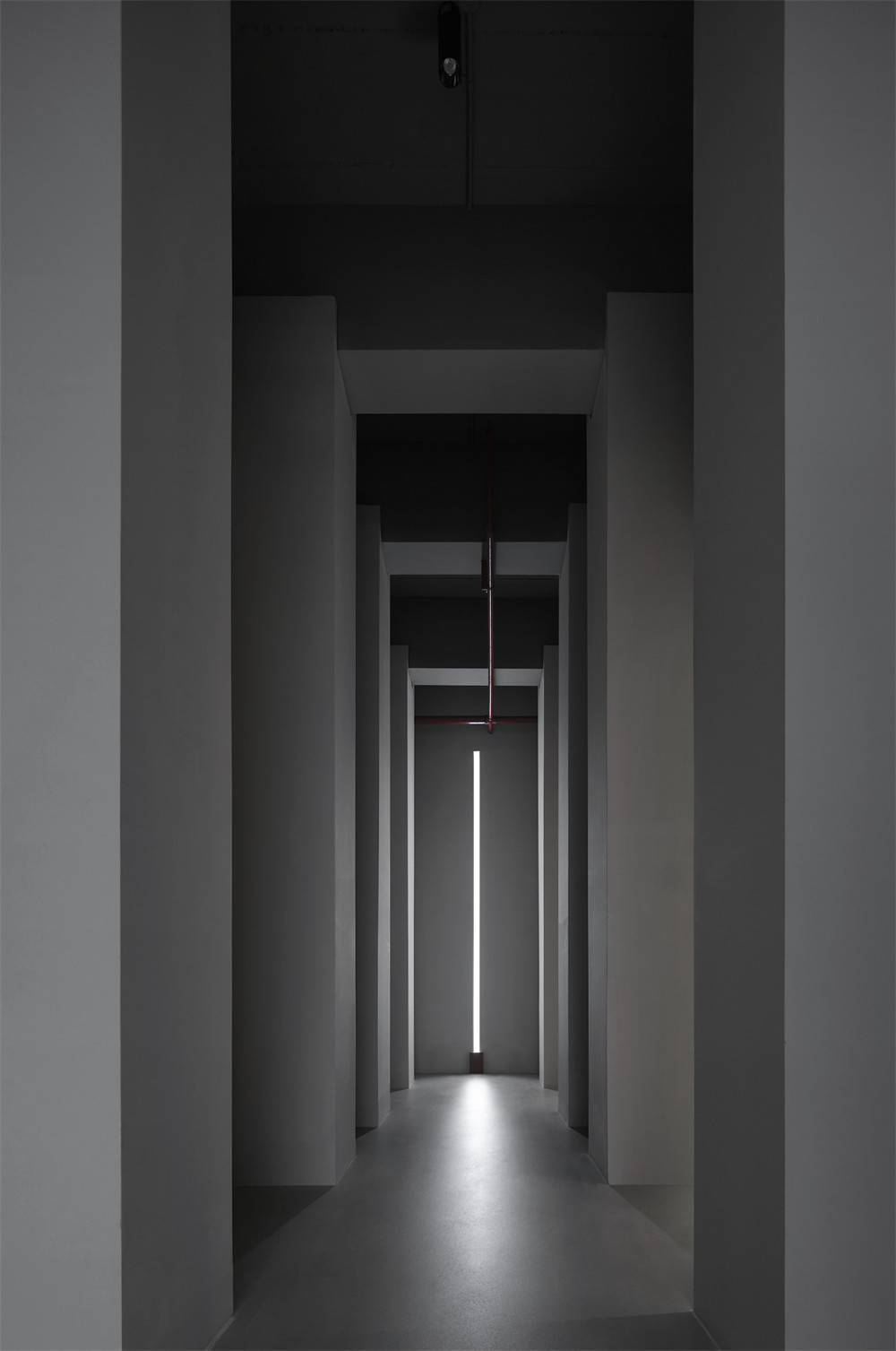 350㎡天馬視界傳媒公司時尚辦公室裝修設(shè)計(圖1) 350㎡天馬視界傳媒公司時尚辦公室裝修設(shè)計(圖1)