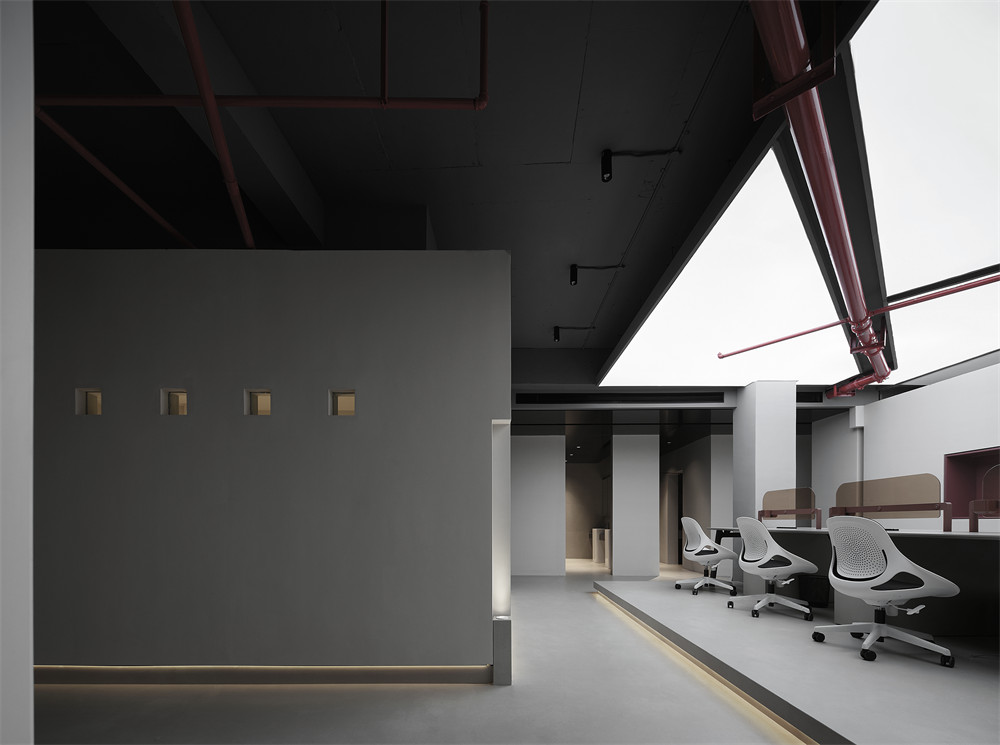 350㎡天馬視界傳媒公司時尚辦公室裝修設(shè)計(圖5) 350㎡天馬視界傳媒公司時尚辦公室裝修設(shè)計(圖5)