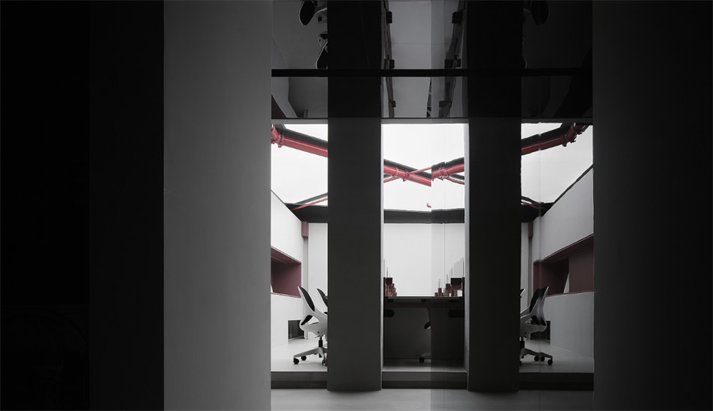 350㎡天馬視界傳媒公司時尚辦公室裝修設(shè)計(圖8) 350㎡天馬視界傳媒公司時尚辦公室裝修設(shè)計(圖8)