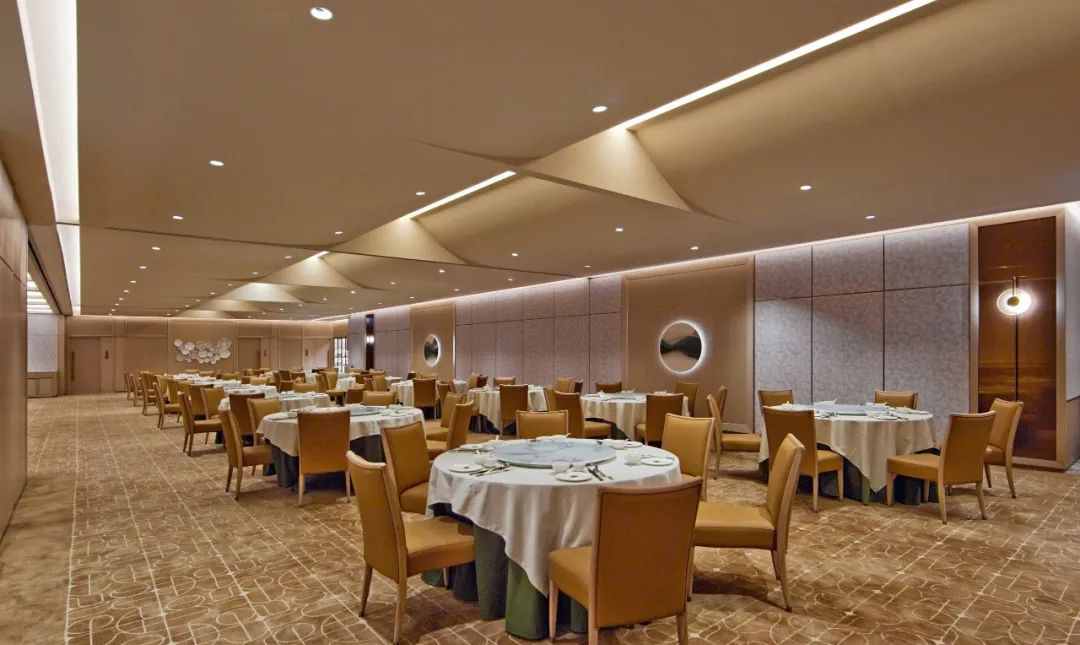 福臨門(mén)輕奢風(fēng)粵菜中餐廳裝修設(shè)計(jì)方案(圖4) 福臨門(mén)輕奢風(fēng)粵菜中餐廳裝修設(shè)計(jì)方案(圖4)