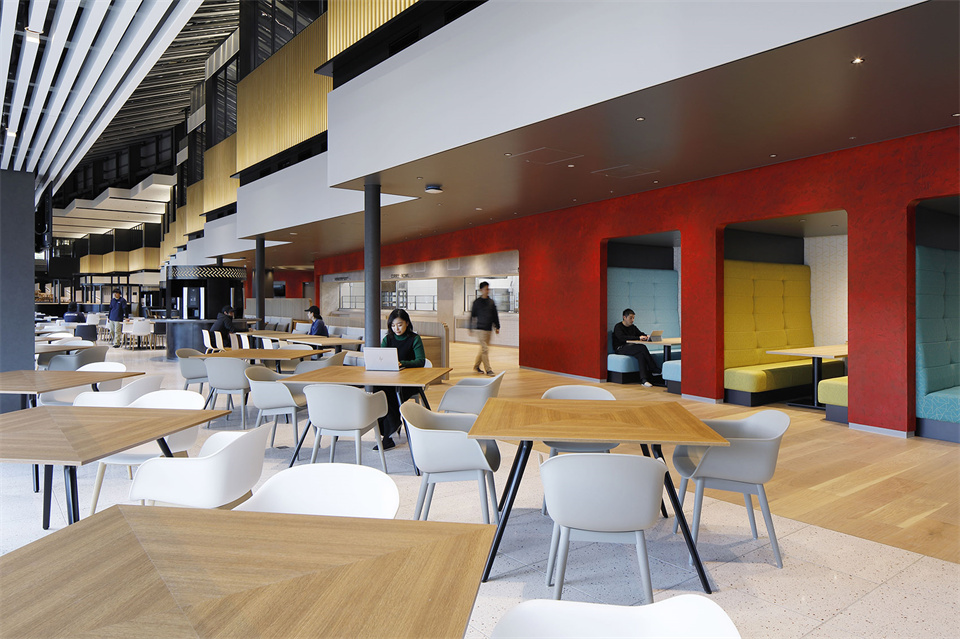 大型制作企業(yè)研發(fā)中心辦公樓裝修設(shè)計方案(圖5) 大型制作企業(yè)研發(fā)中心辦公樓裝修設(shè)計方案(圖5)