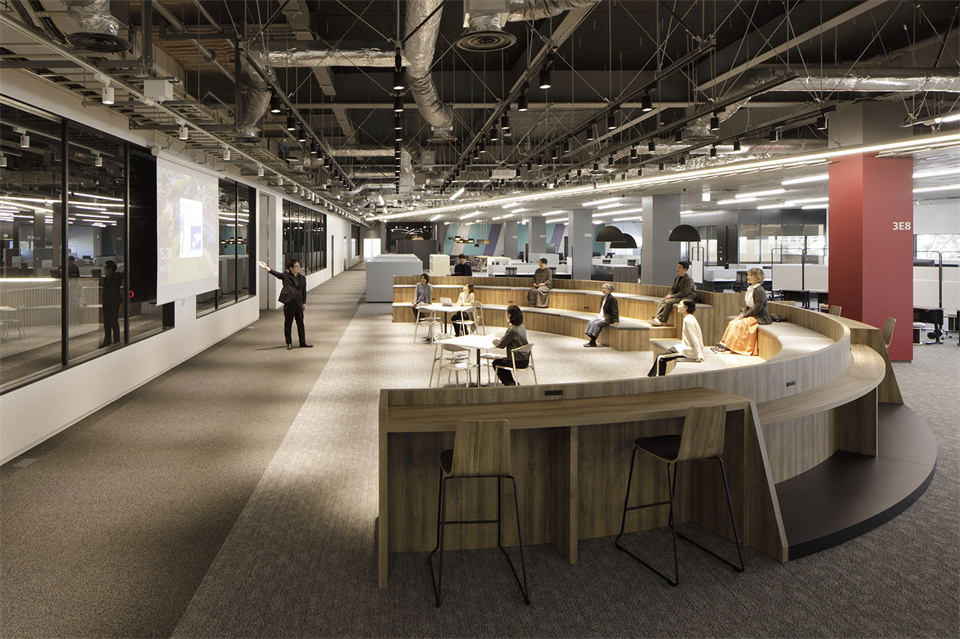 大型制作企業(yè)研發(fā)中心辦公樓裝修設(shè)計方案(圖11)