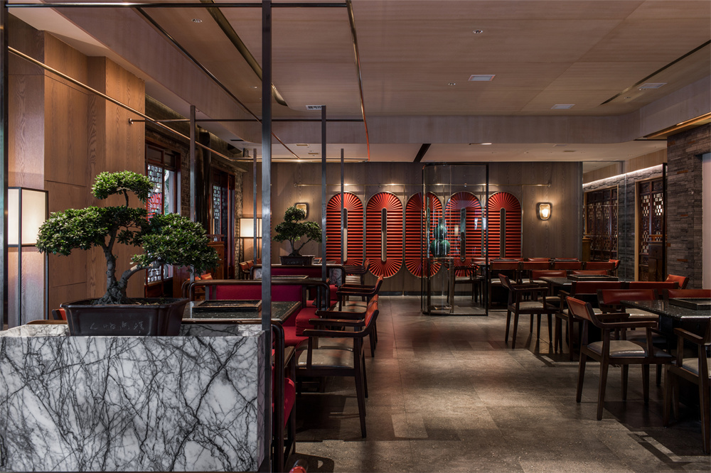 層高不高的重慶老火鍋店經(jīng)典翻新改造設計方案(圖3) 層高不高的重慶老火鍋店經(jīng)典翻新改造設計方案(圖3)