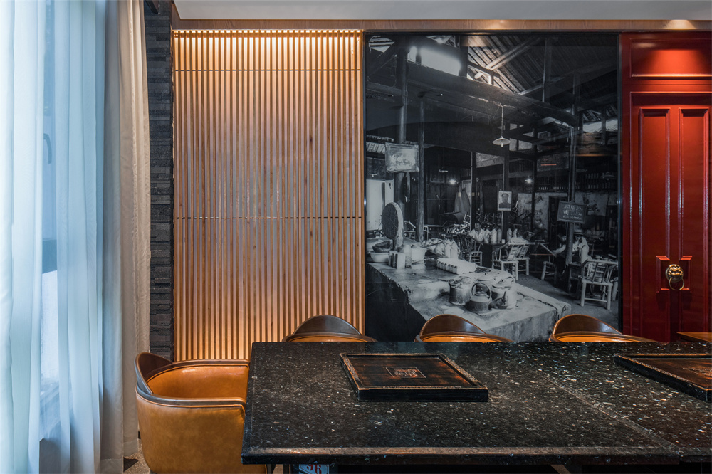 層高不高的重慶老火鍋店經(jīng)典翻新改造設計方案(圖10) 層高不高的重慶老火鍋店經(jīng)典翻新改造設計方案(圖10)