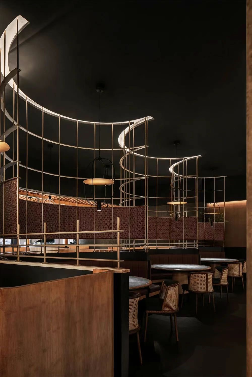 桂小廚廣西特色菜餐廳裝修設(shè)計(jì)案例(圖8) 桂小廚廣西特色菜餐廳裝修設(shè)計(jì)案例(圖8)