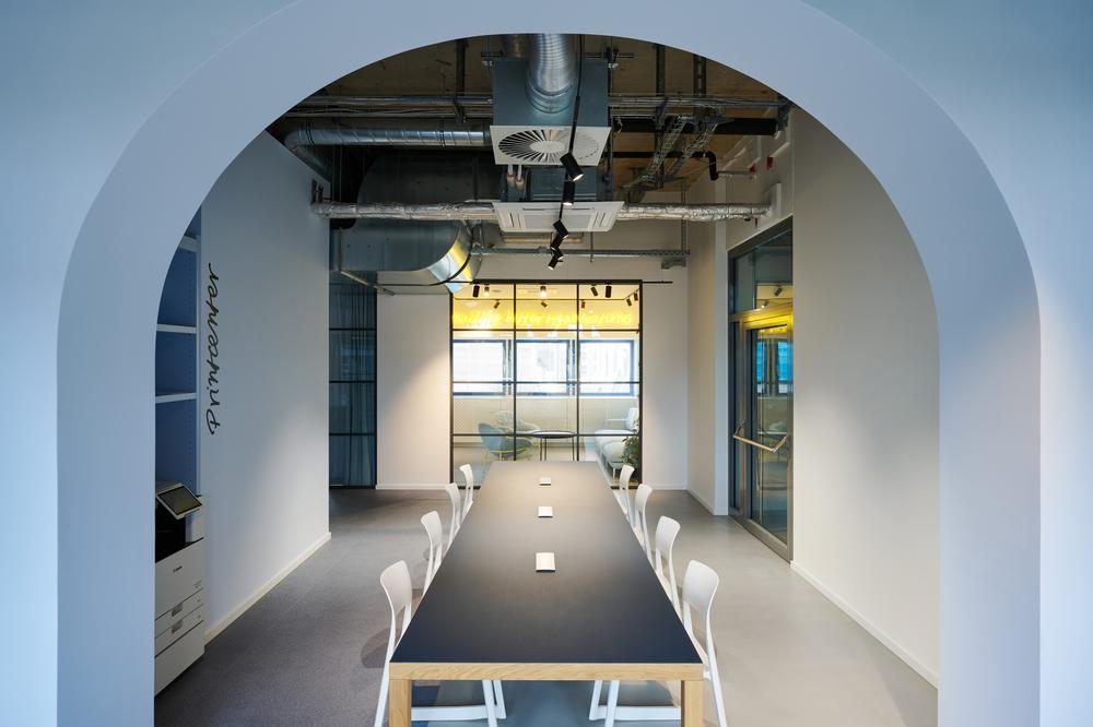 鄭州金博大推薦低預(yù)算工業(yè)風(fēng)辦公室裝修設(shè)計(jì)方案(圖4) 鄭州金博大推薦低預(yù)算工業(yè)風(fēng)辦公室裝修設(shè)計(jì)方案(圖4)