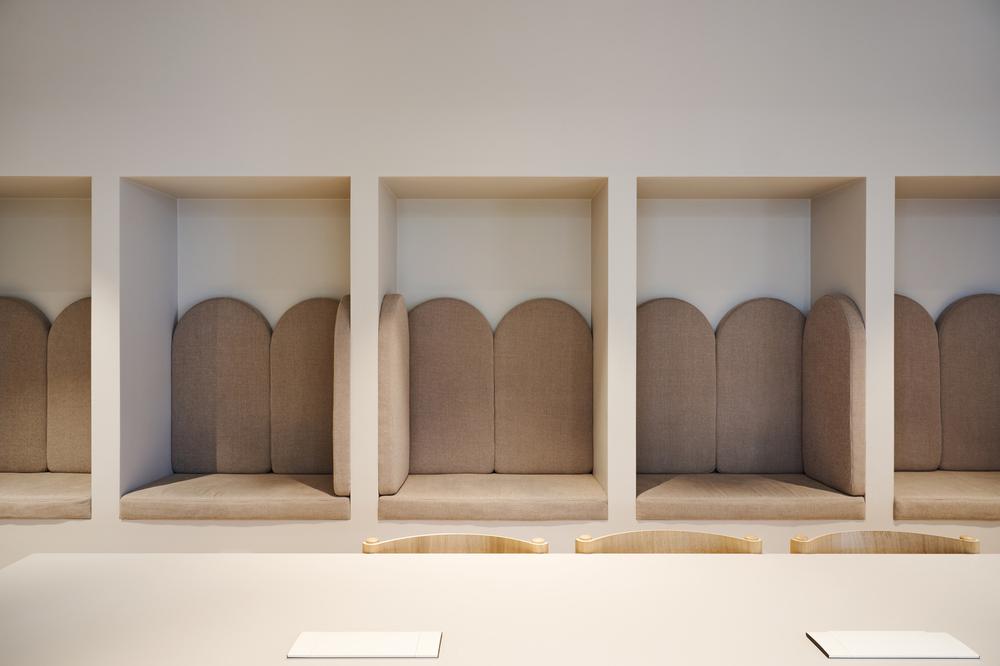 鄭州金博大推薦低預(yù)算工業(yè)風(fēng)辦公室裝修設(shè)計(jì)方案(圖8) 鄭州金博大推薦低預(yù)算工業(yè)風(fēng)辦公室裝修設(shè)計(jì)方案(圖8)