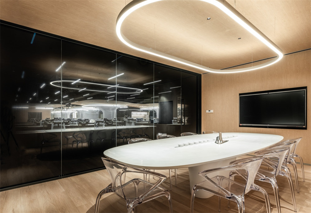 1500平游戲公司特色創(chuàng)意辦公室裝修設(shè)計(jì)方案(圖10) 1500平游戲公司特色創(chuàng)意辦公室裝修設(shè)計(jì)方案(圖10)