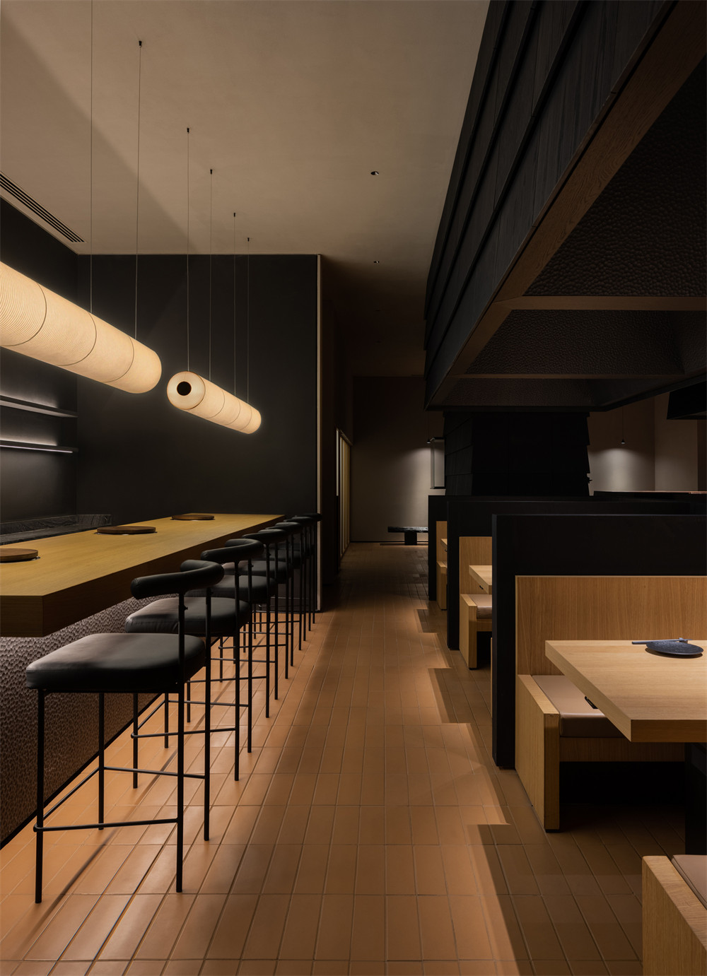 鄭州金博大分享日式炭烤牛肉烤肉店裝修設(shè)計圖(圖4) 鄭州金博大分享日式炭烤牛肉烤肉店裝修設(shè)計圖(圖4)