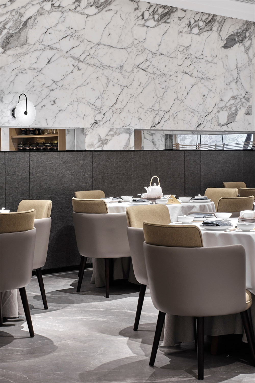 上爐湯房花膠粵式海鮮火鍋店裝修設(shè)計(jì)方案(圖5) 上爐湯房花膠粵式海鮮火鍋店裝修設(shè)計(jì)方案(圖5)