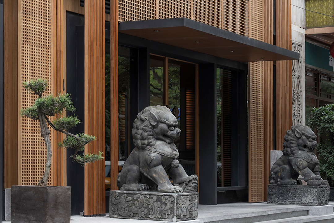 400㎡錦城印象重慶火鍋店翻新改造設(shè)計(jì)方案(圖1) 400㎡錦城印象重慶火鍋店翻新改造設(shè)計(jì)方案(圖1)