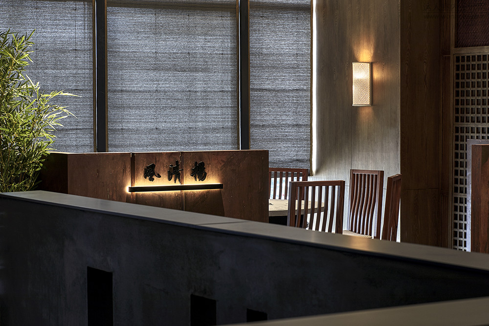 鄭州金博大分享1800平風夫子特色火鍋店裝修設計(圖3) 鄭州金博大分享1800平風夫子特色火鍋店裝修設計(圖3)