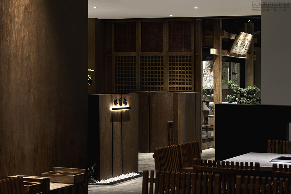 鄭州金博大分享1800平風夫子特色火鍋店裝修設計(圖6) 鄭州金博大分享1800平風夫子特色火鍋店裝修設計(圖6)