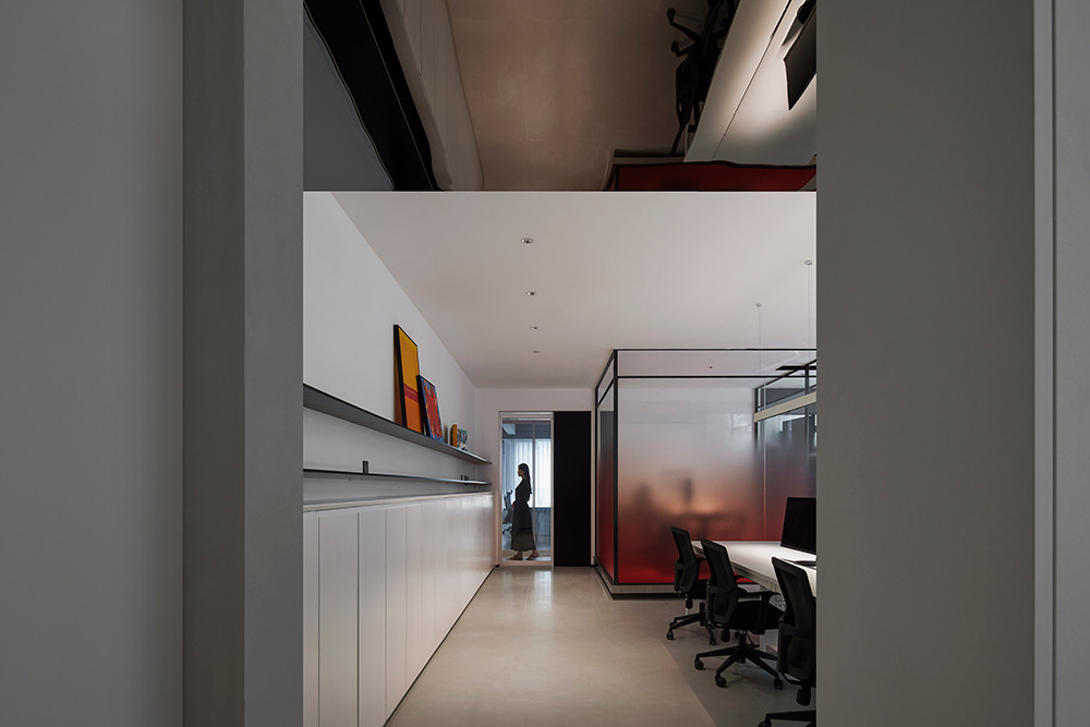 集沙龍、展覽于一體的老板電器辦公室裝修設(shè)計(圖11)