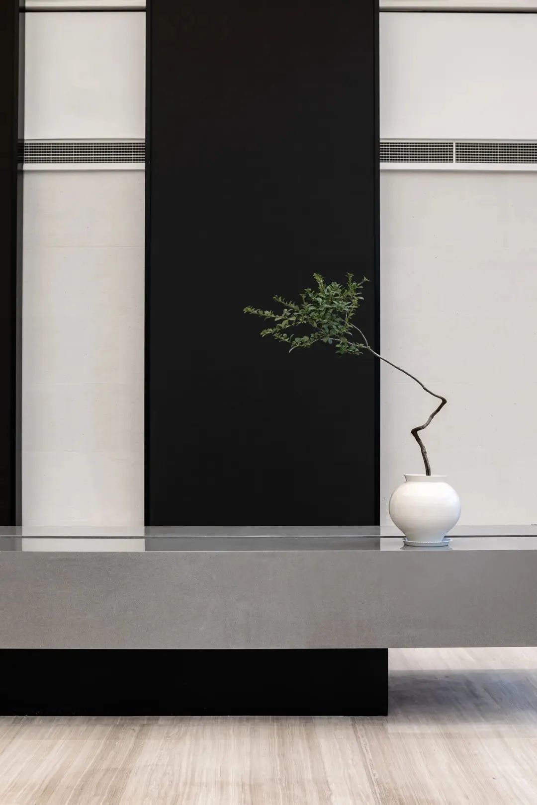 11000㎡金融企業(yè)商務(wù)辦公樓裝修設(shè)計(jì)案例(圖1) 11000㎡金融企業(yè)商務(wù)辦公樓裝修設(shè)計(jì)案例(圖1)