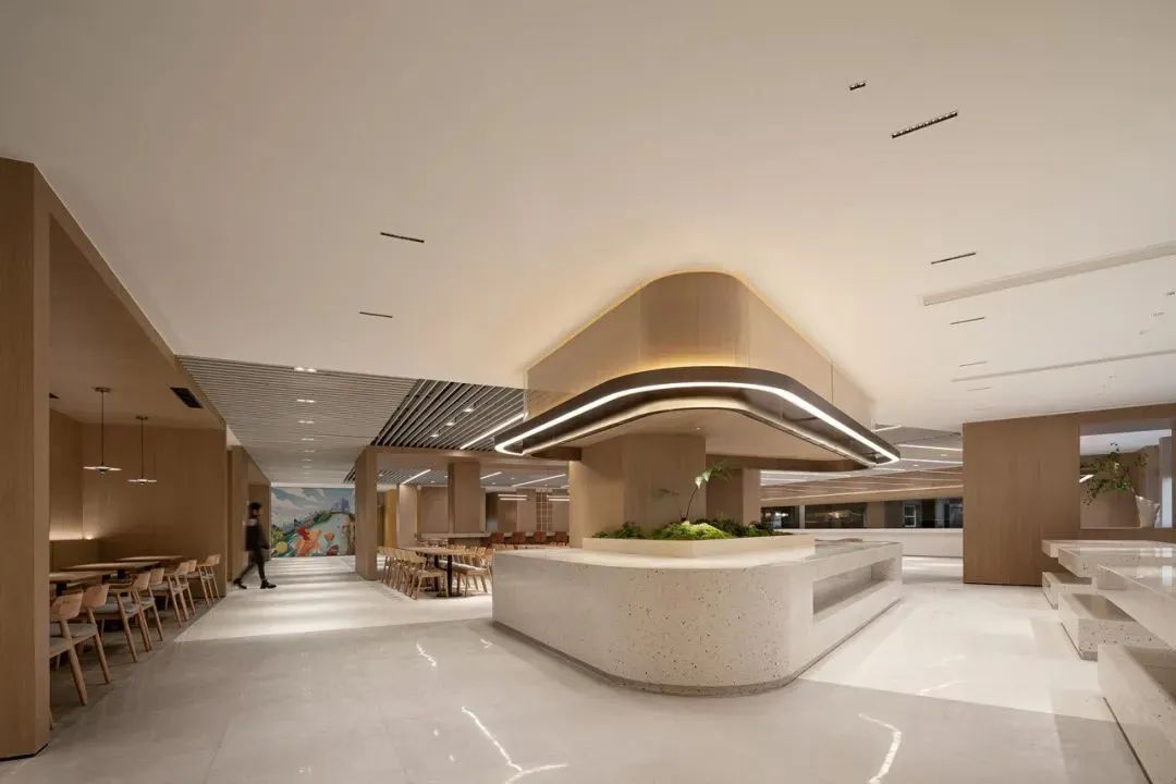 11000㎡金融企業(yè)商務(wù)辦公樓裝修設(shè)計(jì)案例(圖17) 11000㎡金融企業(yè)商務(wù)辦公樓裝修設(shè)計(jì)案例(圖17)