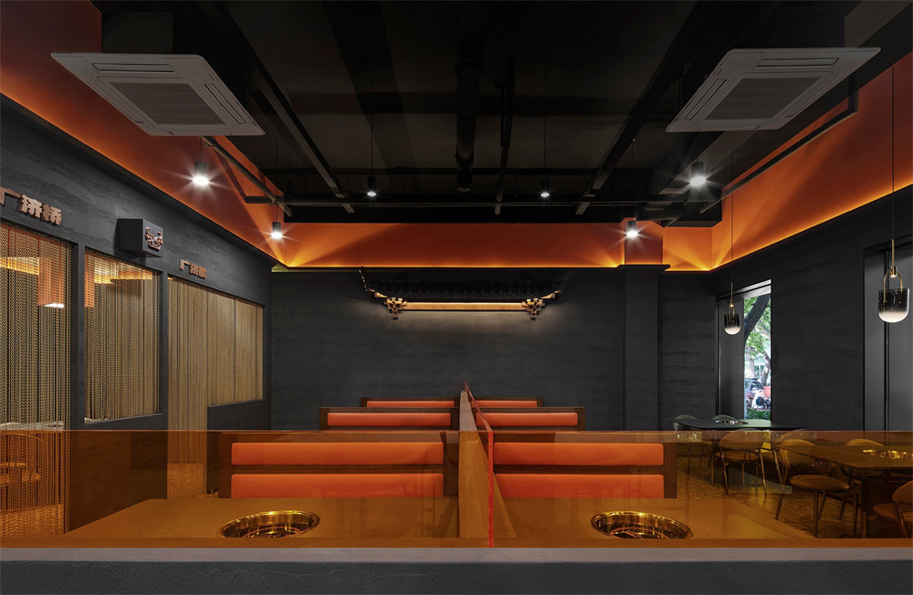鄭州金博大推薦廣濟(jì)潮牛地道潮汕火鍋店裝修設(shè)計(jì)(圖6) 鄭州金博大推薦廣濟(jì)潮牛地道潮汕火鍋店裝修設(shè)計(jì)(圖6)