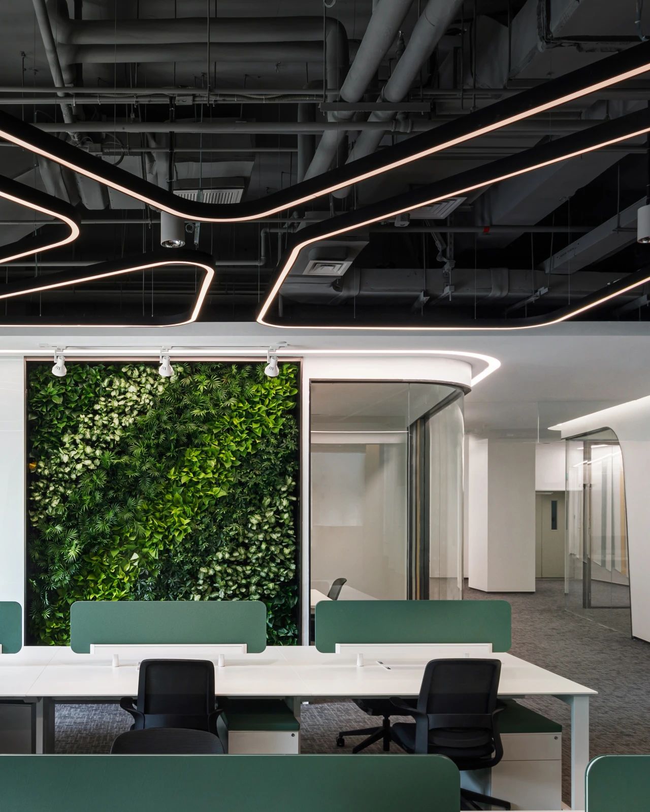 12000㎡生物醫(yī)藥公司辦公樓翻新改造裝修設(shè)計案例(圖10) 12000㎡生物醫(yī)藥公司辦公樓翻新改造裝修設(shè)計案例(圖10)