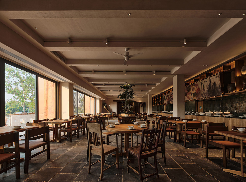 鄭州金博大分享花跡·山野地道農(nóng)家菜餐廳裝修設(shè)計(jì)(圖4) 鄭州金博大分享花跡·山野地道農(nóng)家菜餐廳裝修設(shè)計(jì)(圖4)