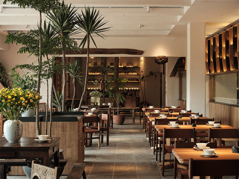 鄭州金博大分享花跡·山野地道農(nóng)家菜餐廳裝修設(shè)計(jì)(圖5) 鄭州金博大分享花跡·山野地道農(nóng)家菜餐廳裝修設(shè)計(jì)(圖5)