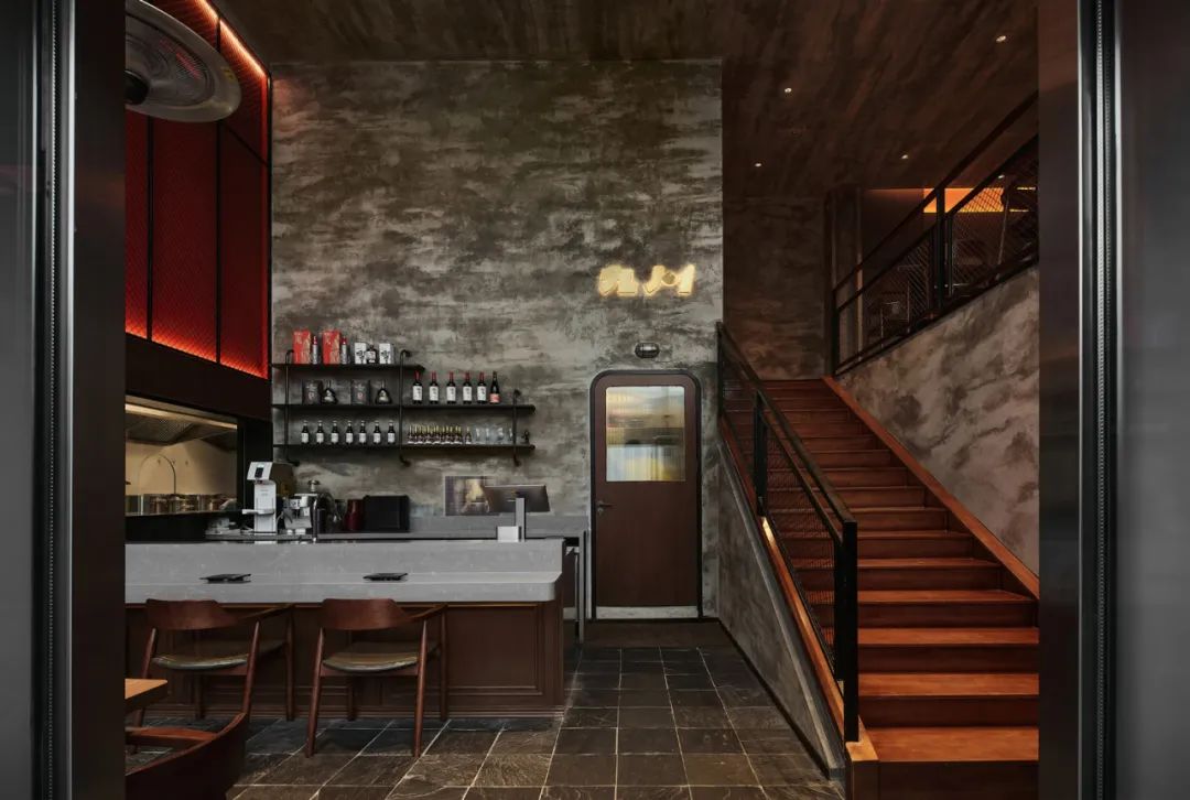 九川中餐·燒烤·小酒館融合店裝修設(shè)計方案(圖5) 九川中餐·燒烤·小酒館融合店裝修設(shè)計方案(圖5)