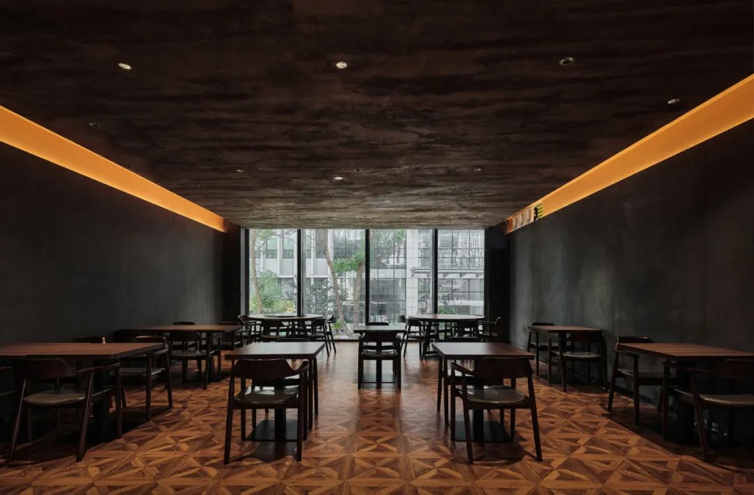 九川中餐·燒烤·小酒館融合店裝修設(shè)計方案(圖8) 九川中餐·燒烤·小酒館融合店裝修設(shè)計方案(圖8)