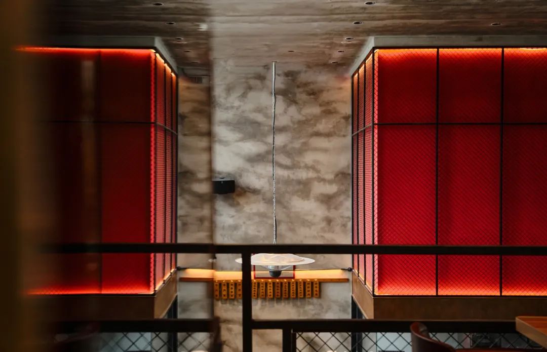 九川中餐·燒烤·小酒館融合店裝修設(shè)計方案(圖10) 九川中餐·燒烤·小酒館融合店裝修設(shè)計方案(圖10)