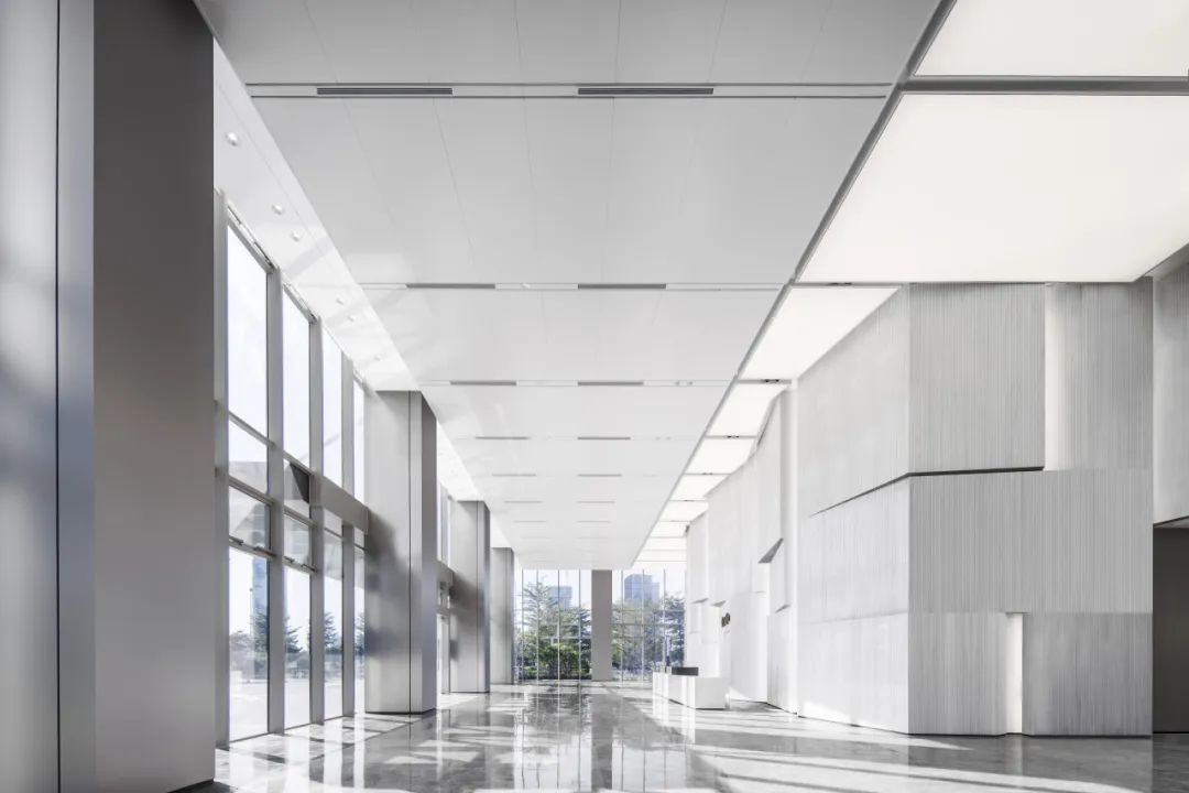 南沙匯通中心甲級寫字樓大廳公共區(qū)域裝修設(shè)計(圖6)