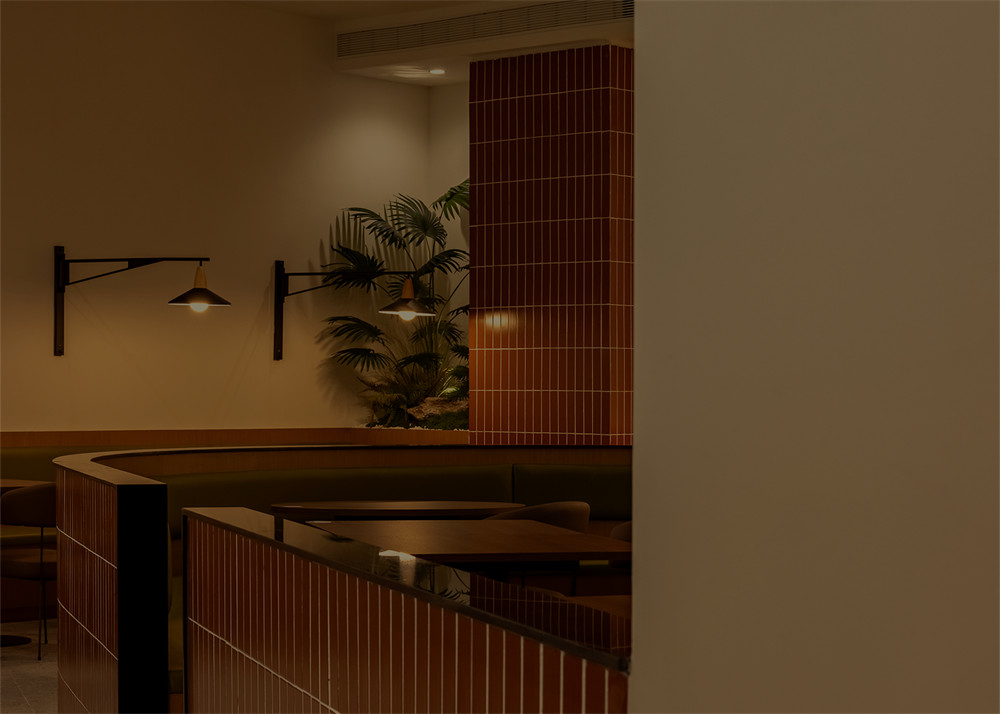 鄭州餐廳裝修公司推薦超級(jí)牛扒西餐廳裝修設(shè)計(jì)(圖4) 鄭州餐廳裝修公司推薦超級(jí)牛扒西餐廳裝修設(shè)計(jì)(圖4)