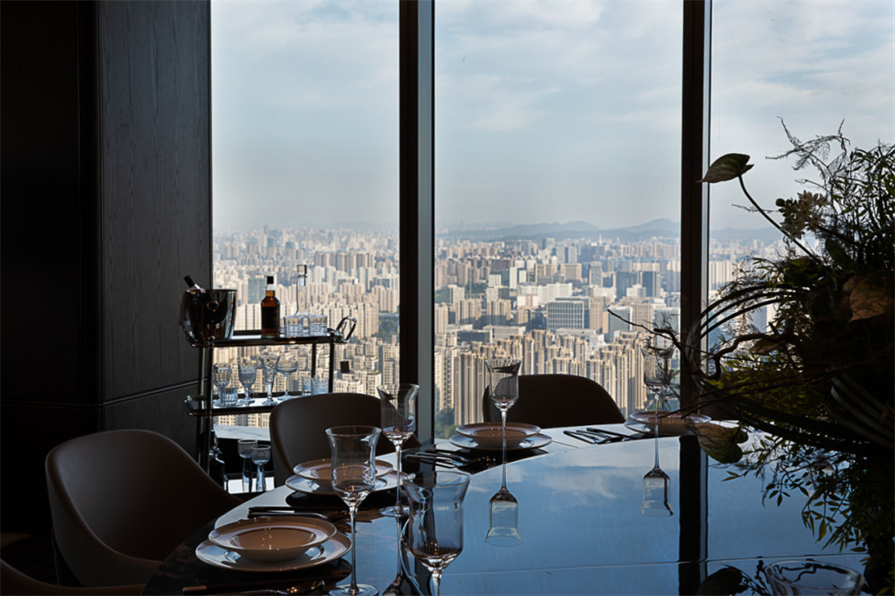 高端企業(yè)總部總裁辦公室&會所裝修設(shè)計(jì)方案(圖10) 高端企業(yè)總部總裁辦公室&會所裝修設(shè)計(jì)方案(圖10)