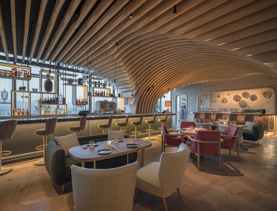 室內(nèi)庭院式LING LING特色餐廳裝修設計方案(圖9) 室內(nèi)庭院式LING LING特色餐廳裝修設計方案(圖9)