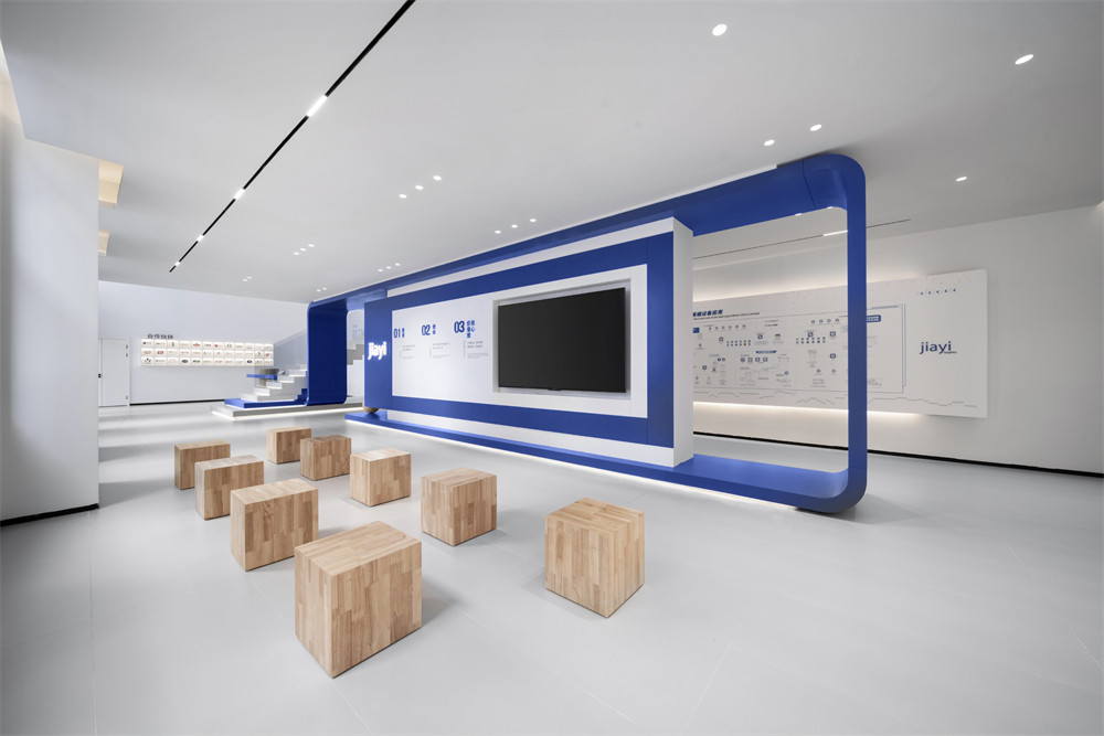 現(xiàn)代極簡風JIAYI柔版企業(yè)展廳裝修設計方案(圖6) 現(xiàn)代極簡風JIAYI柔版企業(yè)展廳裝修設計方案(圖6)