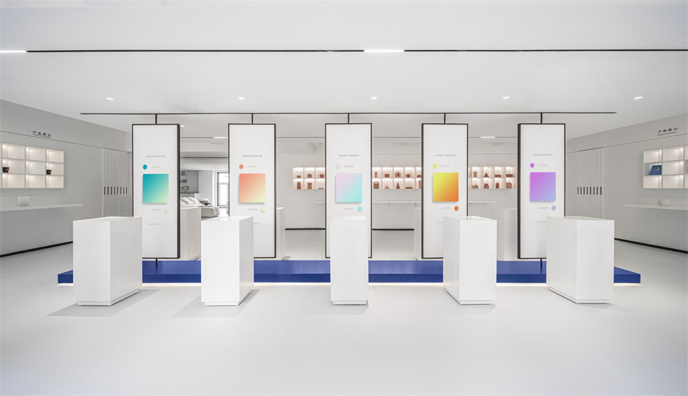 現(xiàn)代極簡風JIAYI柔版企業(yè)展廳裝修設計方案(圖7) 現(xiàn)代極簡風JIAYI柔版企業(yè)展廳裝修設計方案(圖7)