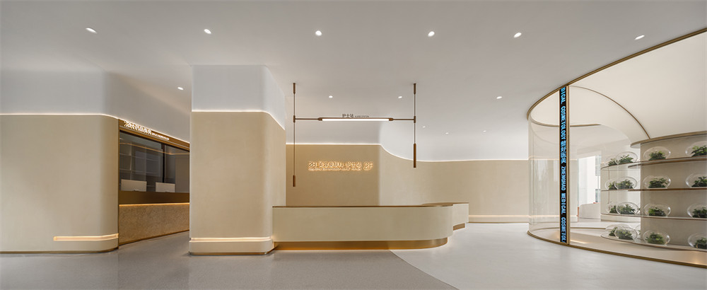 鄭州金博大推薦極簡輕奢風整好醫(yī)療美容醫(yī)院裝修設計(圖1) 鄭州金博大推薦極簡輕奢風整好醫(yī)療美容醫(yī)院裝修設計(圖1)