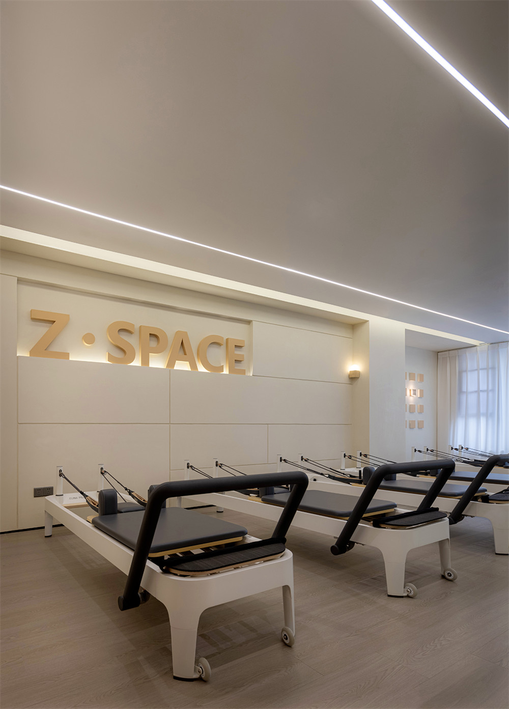 鄭州金博大分享400平知行普拉提運動空間裝修設(shè)計(圖5) 鄭州金博大分享400平知行普拉提運動空間裝修設(shè)計(圖5)