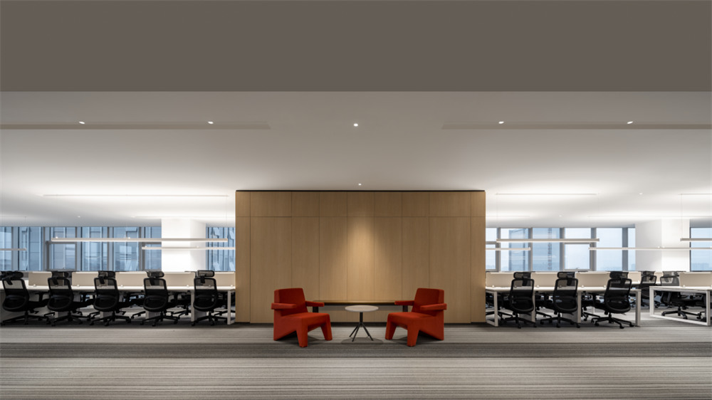 3000平潮洋服飾科技公司辦公室裝修設(shè)計方案(圖6) 3000平潮洋服飾科技公司辦公室裝修設(shè)計方案(圖6)