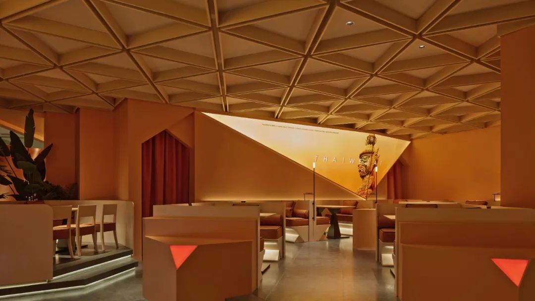 鄭州金博大推薦THAIWETAI泰味太連鎖泰式餐廳裝修設(shè)計(圖5) 鄭州金博大推薦THAIWETAI泰味太連鎖泰式餐廳裝修設(shè)計(圖5)