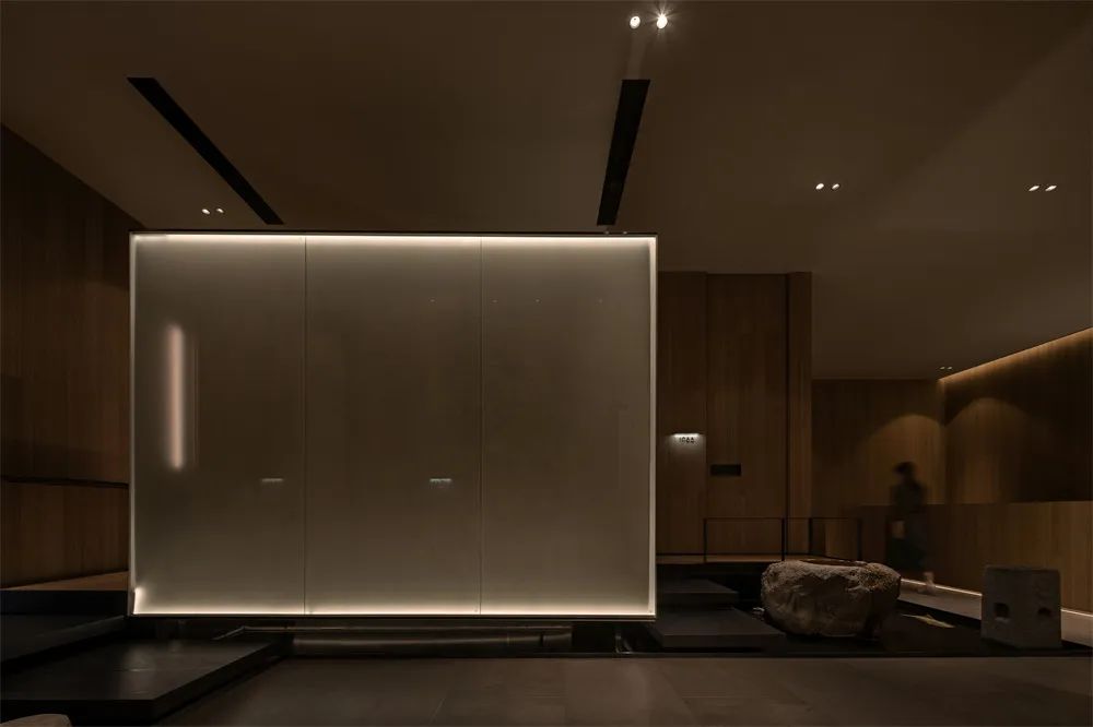 鄭州金博大分享商務(wù)寫字樓里的中餐廳裝修設(shè)計(jì)(圖2) 鄭州金博大分享商務(wù)寫字樓里的中餐廳裝修設(shè)計(jì)(圖2)