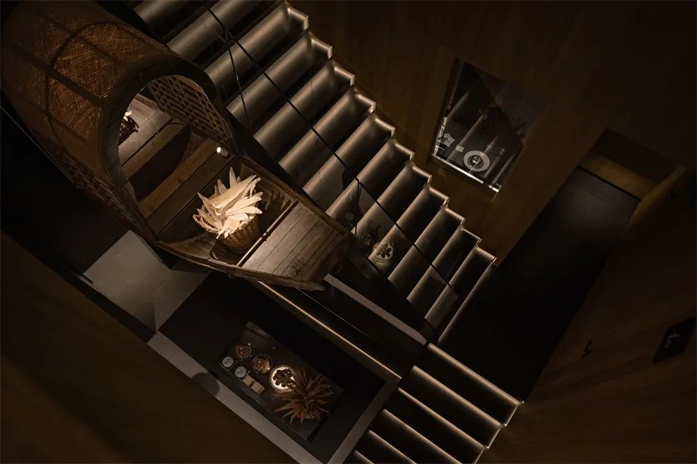 鄭州金博大分享商務(wù)寫字樓里的中餐廳裝修設(shè)計(jì)(圖10) 鄭州金博大分享商務(wù)寫字樓里的中餐廳裝修設(shè)計(jì)(圖10)