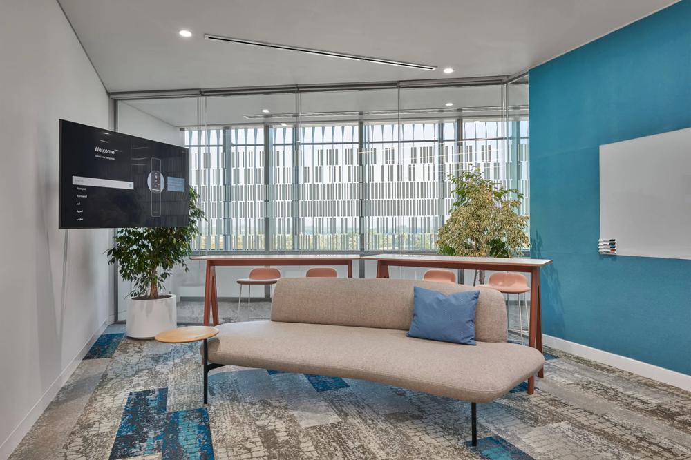 鄭州金博大推薦開(kāi)放協(xié)作的能源公司辦公室裝修設(shè)計(jì)(圖2) 鄭州金博大推薦開(kāi)放協(xié)作的能源公司辦公室裝修設(shè)計(jì)(圖2)