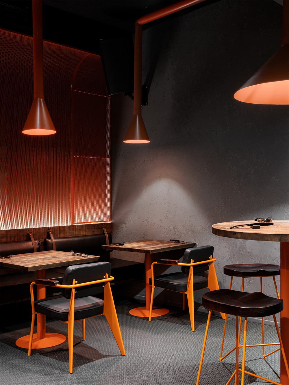 金屬工業(yè)風(fēng)牛肉投幣燒烤店裝修設(shè)計方案(圖2) 金屬工業(yè)風(fēng)牛肉投幣燒烤店裝修設(shè)計方案(圖2)